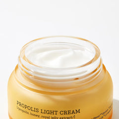 COSRX Full Fit Propolis Light Cream - Korean